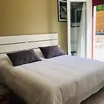 Le 7 *